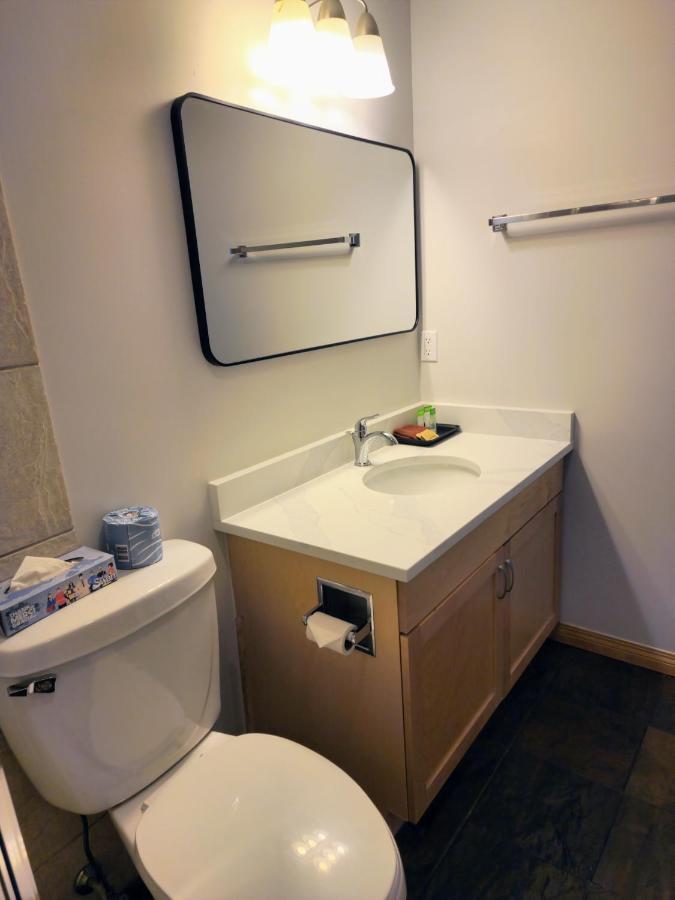 Sunset Resorts Canmore And Spa Exteriör bild