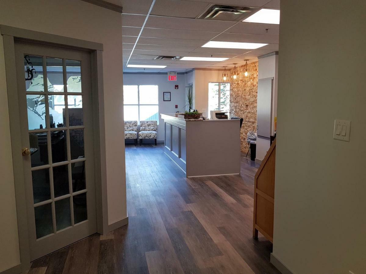 Sunset Resorts Canmore And Spa Exteriör bild